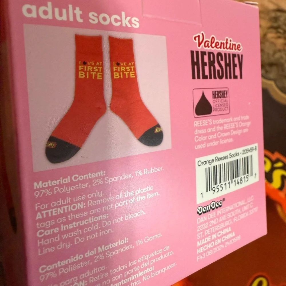 Brand New Hershey's and Reese's Themed Stationery Socks Small Bags Body Scrub